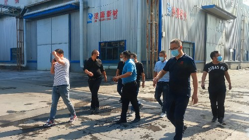 商都地产领导莅临优发国际郑州厂区考察指导